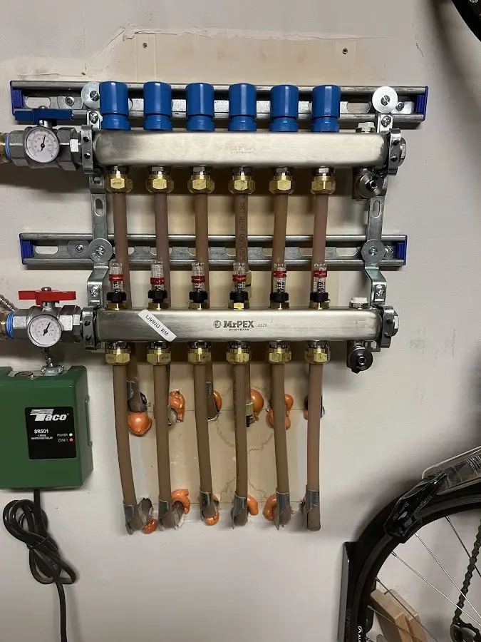 Plumber performing Gas Leak Detection at a residential property in Felida